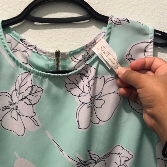 High front teal chiffon floral flow top - Picture 6 of 6